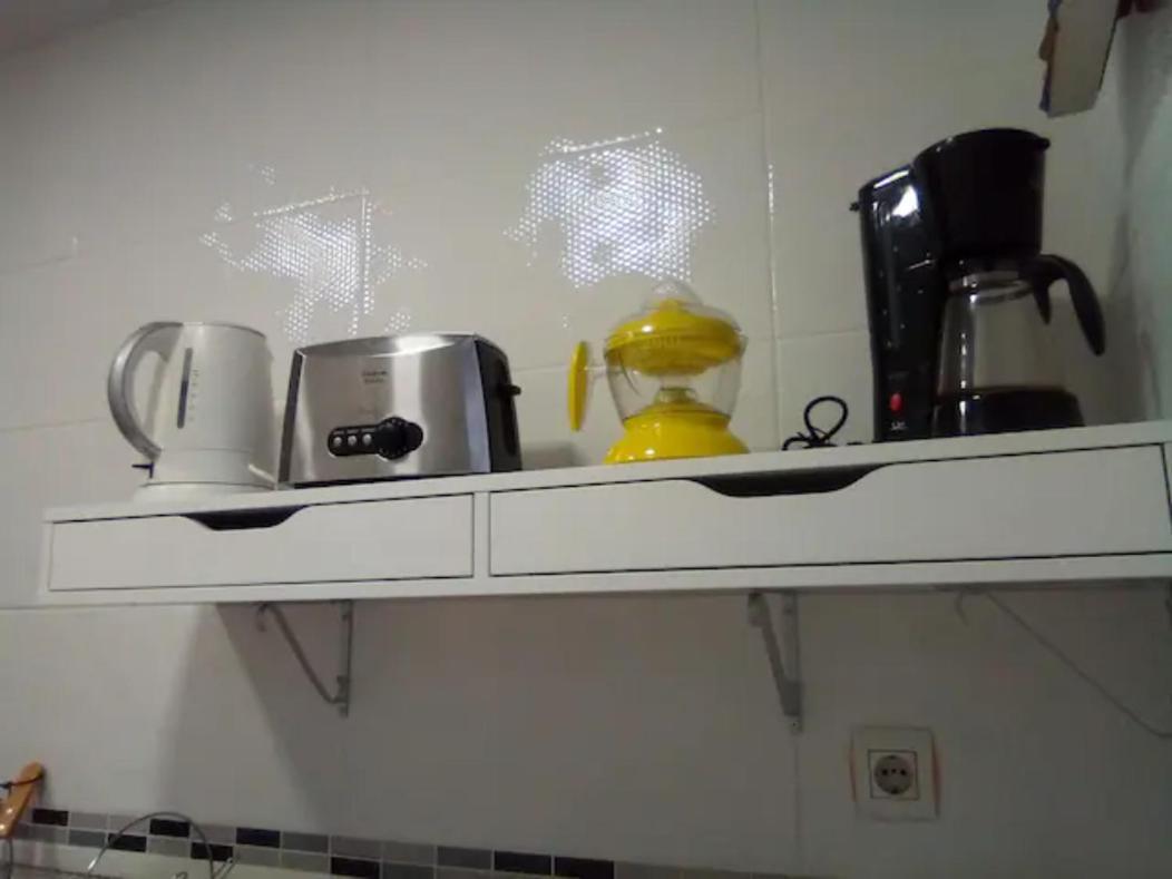 Las Golondrinas Habitacion En Piso Centrico Para Una O Dos Personas Saragossa Exterior foto